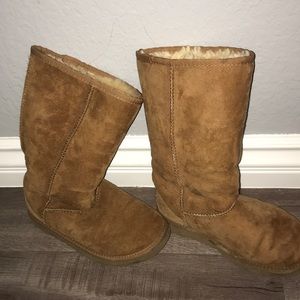 Used ugg boots